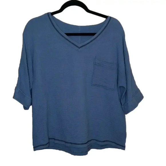 Charming Charlie Textured V-Neck Half Sleeve Blouse Size M - Picture 3 of 6